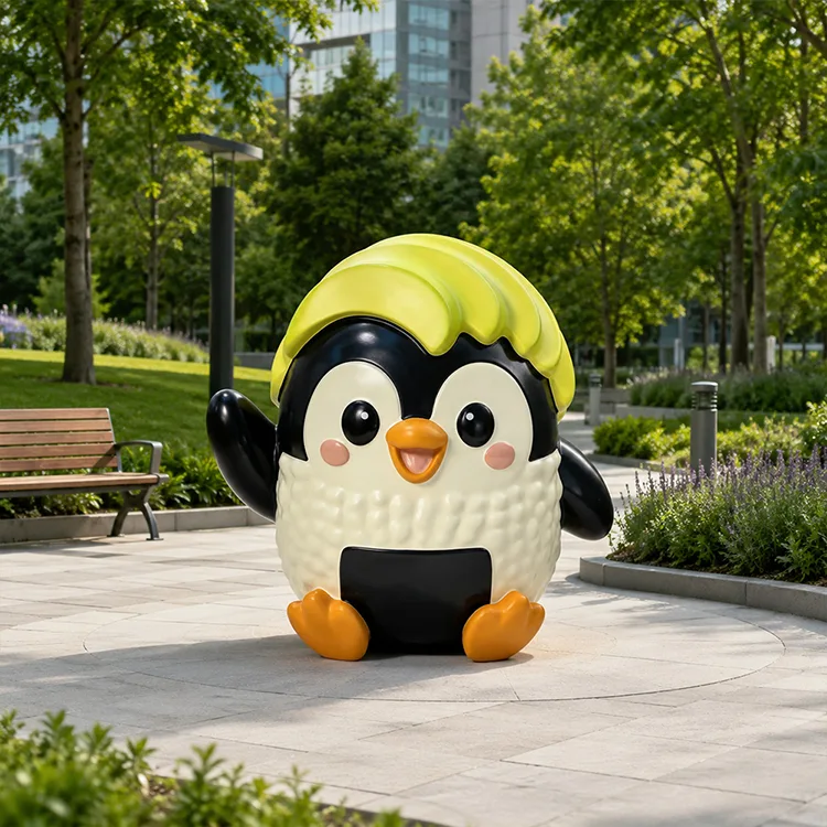 Patung Penguin FRP sing lucu