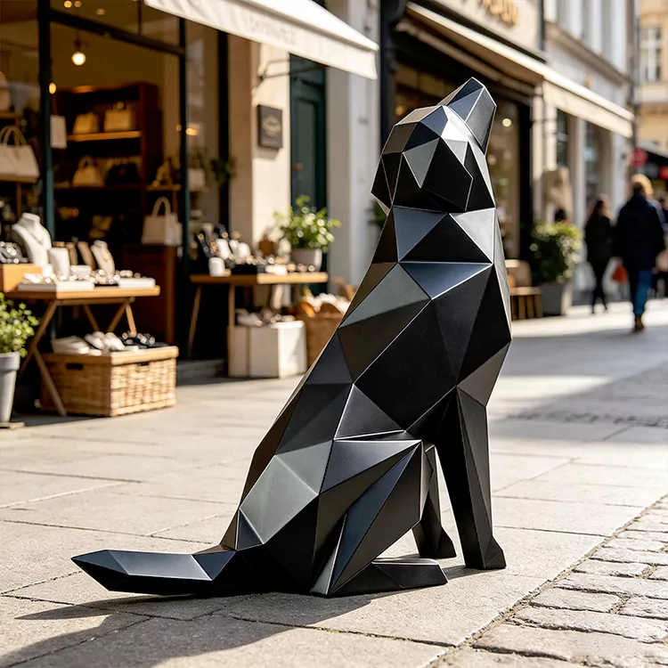 Geometris Howling Wolf Patung Stainless Steel